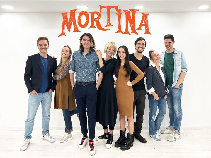 Cast Mortina